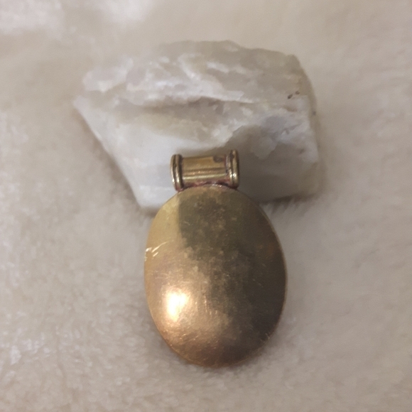 Hand crafted Balinese Pendant - Picture 3 of 3